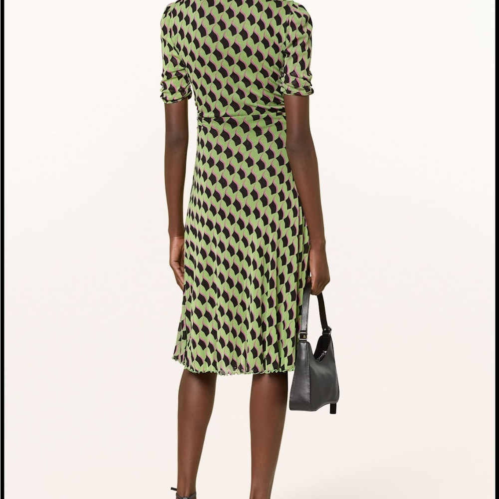 DVF Koren Reversible Dress in Bird Weave Green/Leopard Soirée - Picture 5 of 15